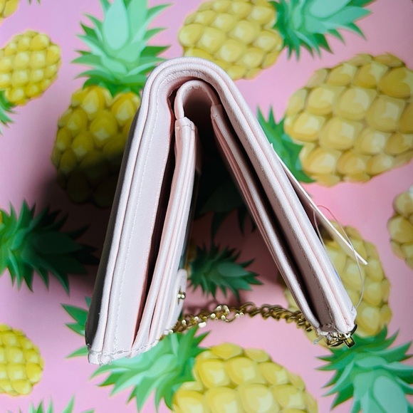 💗🧸 Betsey Johnson Candy Heart Handbag & Gummy Bear Wallet & Heart Charm NWT - Picture 14 of 16